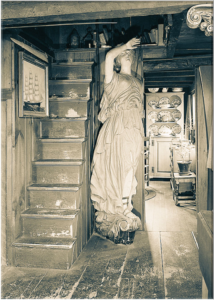 NRHP Captain Richard Charlton Figurehead