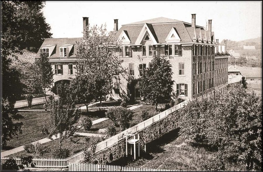 1898 Alm E1627503115890