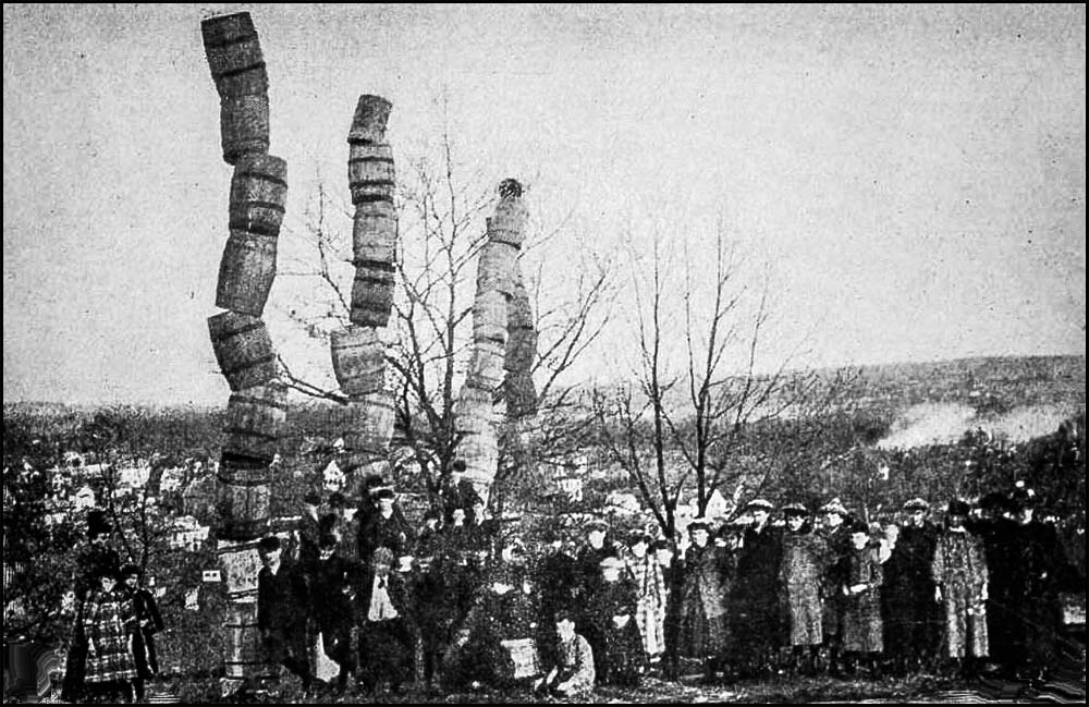 1895 Barrel Bonfire