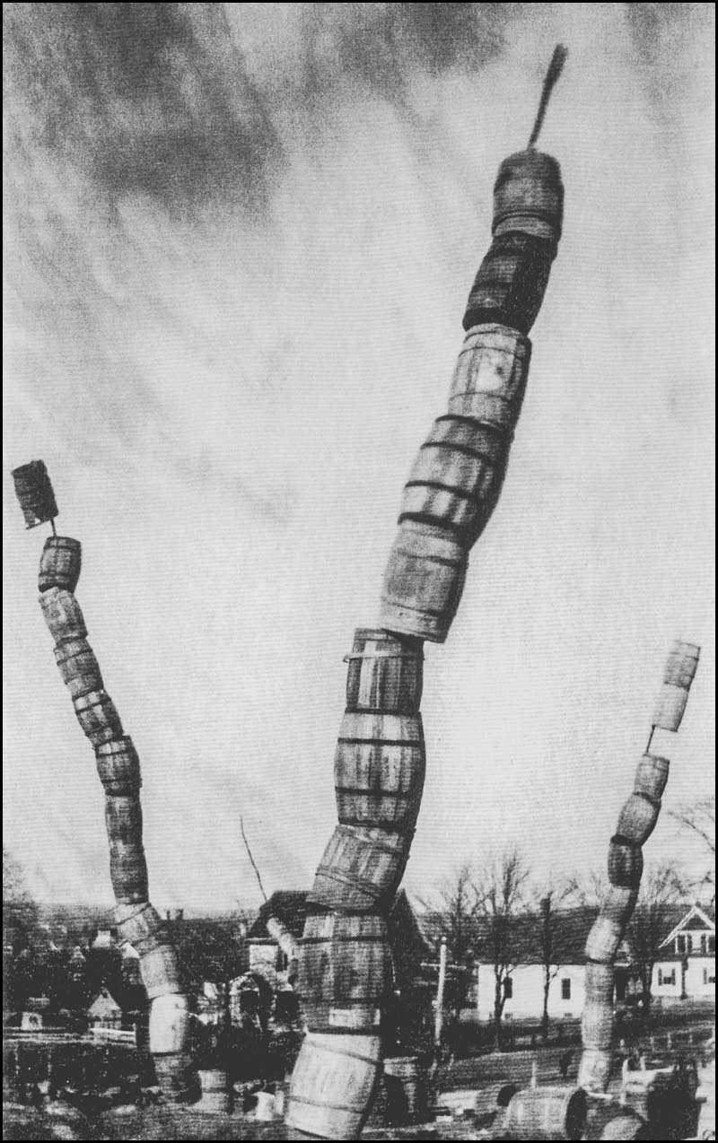 1920s Barrel Bonfire