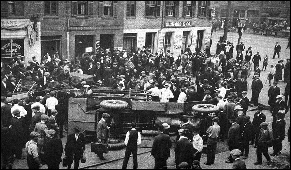 1914 Fire Truck Accident